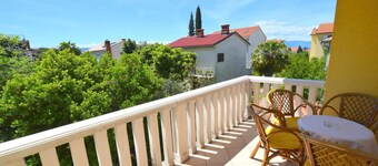 Apartment Mirela near Center