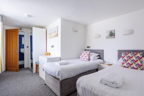 3 bedrooms, iron/ironing board, travel cot, free WiFi