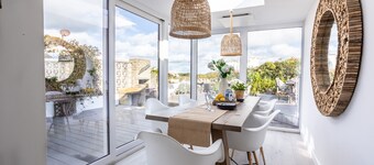 Hafan : Pet-Friendly 3‑Bed Bungalow with Sea Views in Rhosneigr | Managed by Anglesey Holiday Lettin