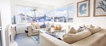 Hafan: Pet-friendly beach-front holiday cottage in Rhosneigr