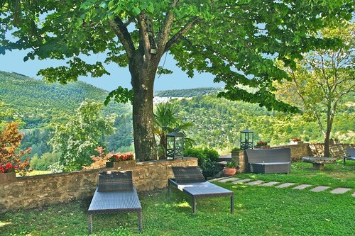VILLA FIESOLANA - Twelve Bedroom Villa, Sleeps 34