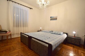 2 chambres, Wi-Fi gratuit, draps fournis
