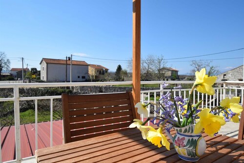 Apartment Stela on quiet location