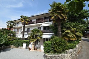 Exterior - Apartment Antonia 3 veći prizemlje (Malinska)