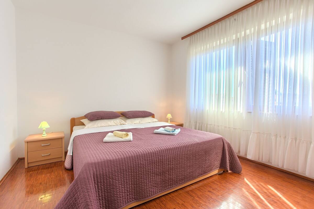 Appartamento, 2 camere da letto (397 - A1) | 1 camera, culle/letti per bambini (gratuiti), Wi-Fi gratuito, lenzuola