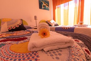2 chambres, fer et planche à repasser, Wi-Fi gratuit, draps fournis