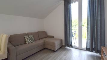 Apartment, Balcony (764 - 2. kat) | Living area | Flat-screen TV