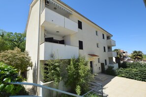 Exterior - Apartment Srecko (Malinska-Dubasnica)