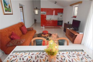 Apartment, 2 Bedrooms (Second Floor) | Private kitchen | Fridge, oven, stovetop, coffee/tea maker - Apartments Gabrijel (Malinska-Dubasnica)