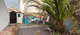 Bryn Awel: Family-Friendly 3-Bed Apartment in Rhosneigr | Managed by Anglesey Holiday Lettings