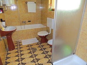 Bathroom - House Joja (Malinska-Dubasnica)