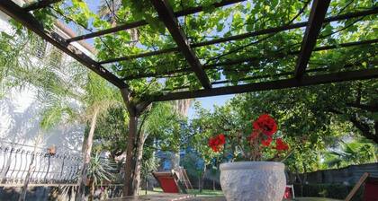 Mascali: Villa Luna Rossa : villa de bord de mer élégant et animé, complètement indépendant entre Taormina, Catane et le Mont Etna.