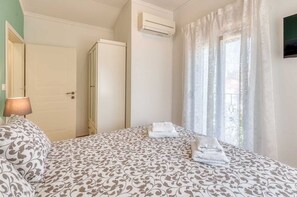 2 Schlafzimmer, Bügeleisen/Bügelbrett, kostenloses WLAN, Bettwäsche