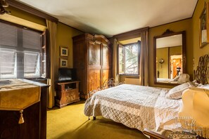 5 chambres, fer et planche à repasser, Wi-Fi gratuit, draps fournis