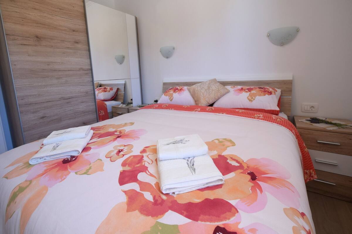 Appartement, 2 chambres (652 - priz) | Fer et planche Ă repasser, accĂšs au Wi-Fi (inclus), literie fournie