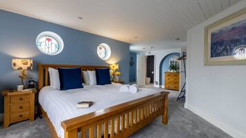 5 bedrooms, iron/ironing board, travel cot, free WiFi