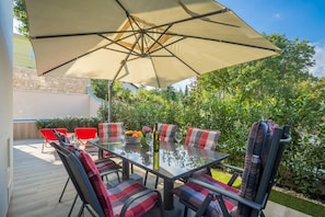 Luxury-Villa, 3 Schlafzimmer, eigener Pool | Terrasse/Patio
