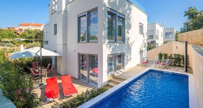 Villa Olive Nika with Pool
