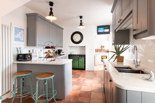 Microwave, oven, dishwasher, toaster