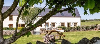 Y Stabl på Glan Gors, en hytte omgitt av uovertruffen utsikt