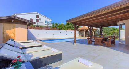 Villa Tereza with heated pool