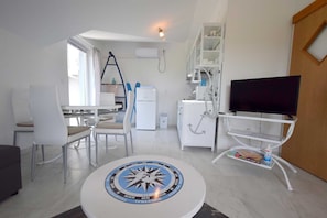 Interior - Apartment Dunja 2 with Balcony (Gabonjin)