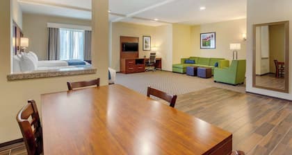 Comfort Suites Burlington near I-5
