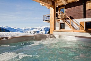 Property grounds - Altitude 1850 LUXURIOUS PRIVATE CHALET with SPA / 10 pers 5ch 5sdb (Montvalezan)