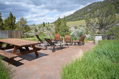 Horse Ranch en el río Yellowstone. 15 minutos al parque de Yellowstone.