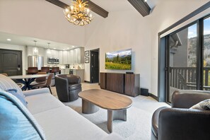 Televisio, takka, DVD-soitin