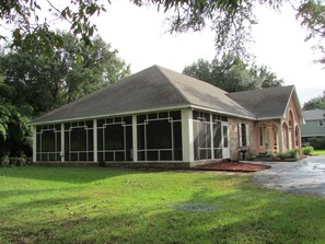 Exterior - Custom Home-great weekly rates! (Bay St Louis)