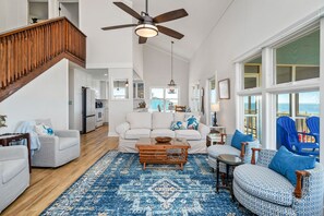 Flat-screen TV, DVD player, stereo