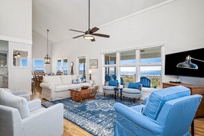 Flat-screen TV, DVD player, stereo