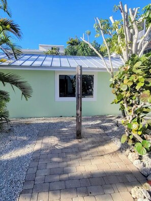 Property grounds - For those who want ONLY THE BEST!  60 Steps to the Beach - Gulf Views! (Manasota Key)