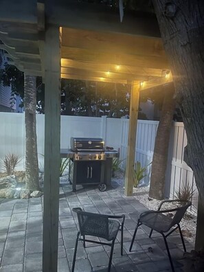 Terrace/patio - For those who want ONLY THE BEST!  60 Steps to the Beach - Gulf Views! (Manasota Key)
