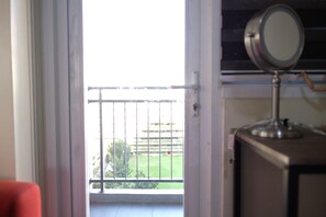 Interior - City View Condo Homestay @ the ♥ of Ortigas Center (Ortigas Center)