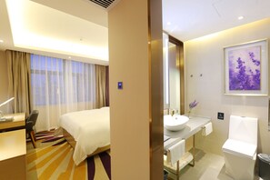 Elite Double Room | Desk, blackout drapes, rollaway beds, free WiFi - Lavande Hotel Jun Ye Rd Branch (Guangzhou)