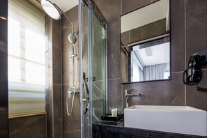 Chambre Familiale | Salle de bain
