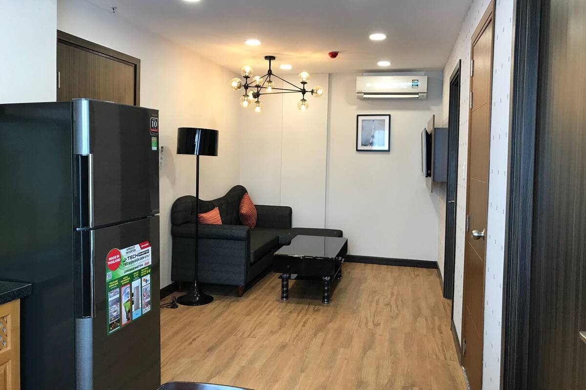 Apartamento família, 2 quartos, para não fumantes, vista para a cidade | 1 quarto, frigobar, cofres nos quartos, cortinas blackout