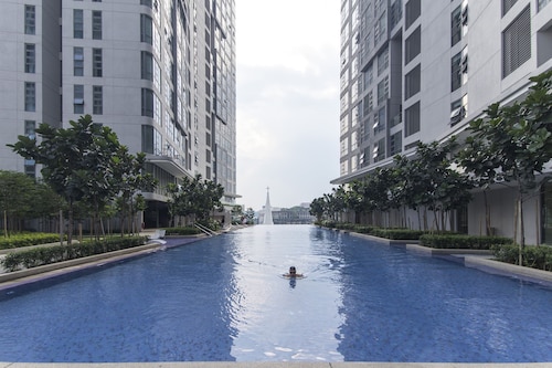 OYO 469 Home 2 BR Robertson Bukit Bintang Spacious Condo