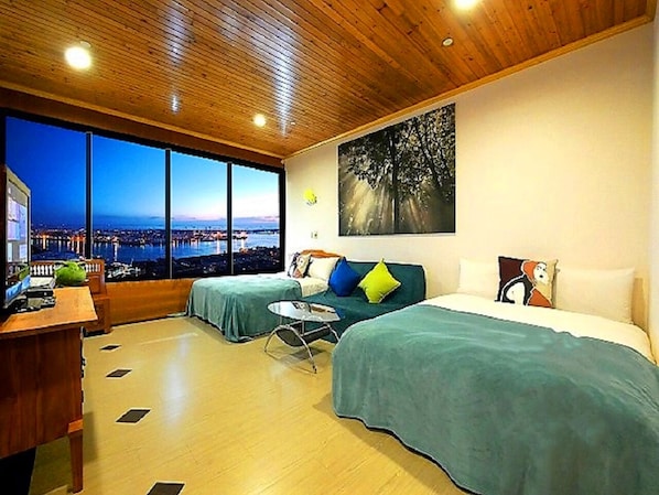 Family Quadruple Room, Ocean View