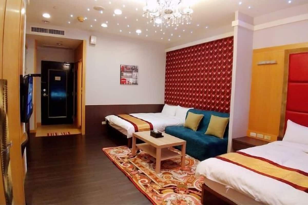 書桌、遮光窗簾/窗簾、免費 Wi-Fi、床單