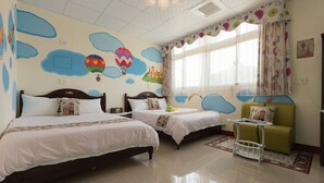 A hotel room with two beds, a green sofa, a small table, and a window with curtains. - Mei Di Ya Ju Guest House (Yuli)
