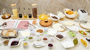 Desayuno buffet incluido todos los días
