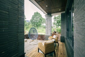 Kamar Twin Desain | Balkon