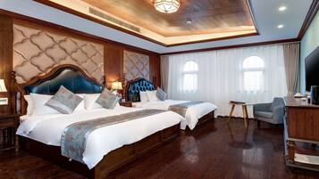 Family Room | Free WiFi