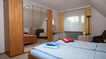 2 bedrooms, in-room safe, travel crib, WiFi