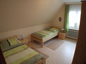 2 soveværelser, pengeskab på værelset, weekendseng, Wi-Fi