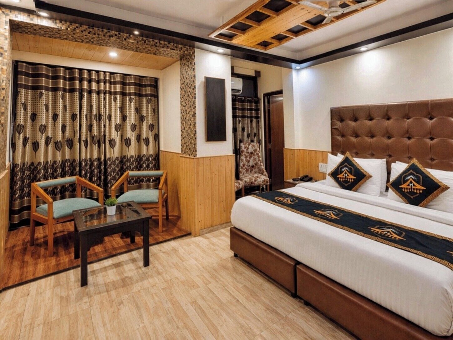 Family Room | Premium bedding, individually decorated, individually furnished