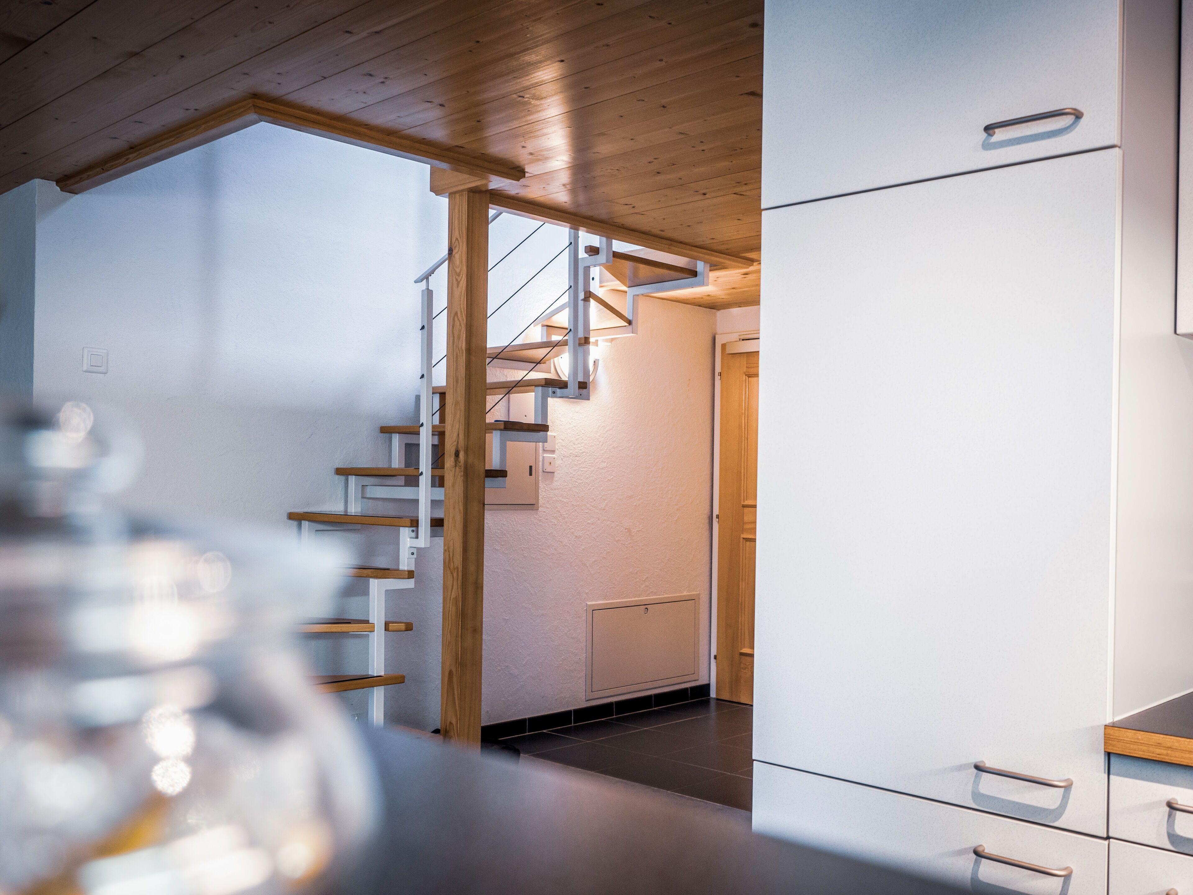 apartment, 2 bedrooms, balcony, mountain view | living area | flat-screen tv